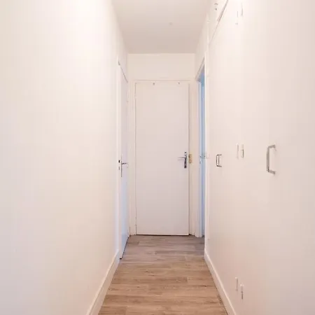 Nice Bright Apartment Near Nation パリ