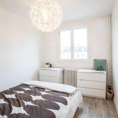 アパート Nice Bright Apartment Near Nation パリ